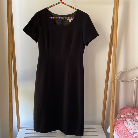 🖤BROWN SUGAR vintage black fitted dress - Picture 5 of 12